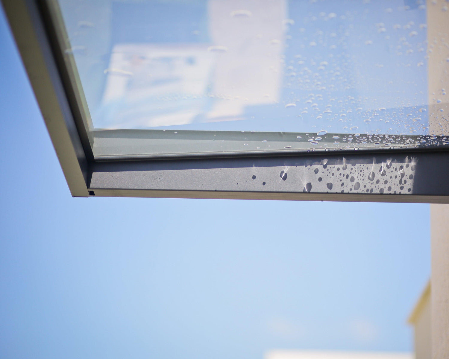 Sophia 2150 7'x3' Awning