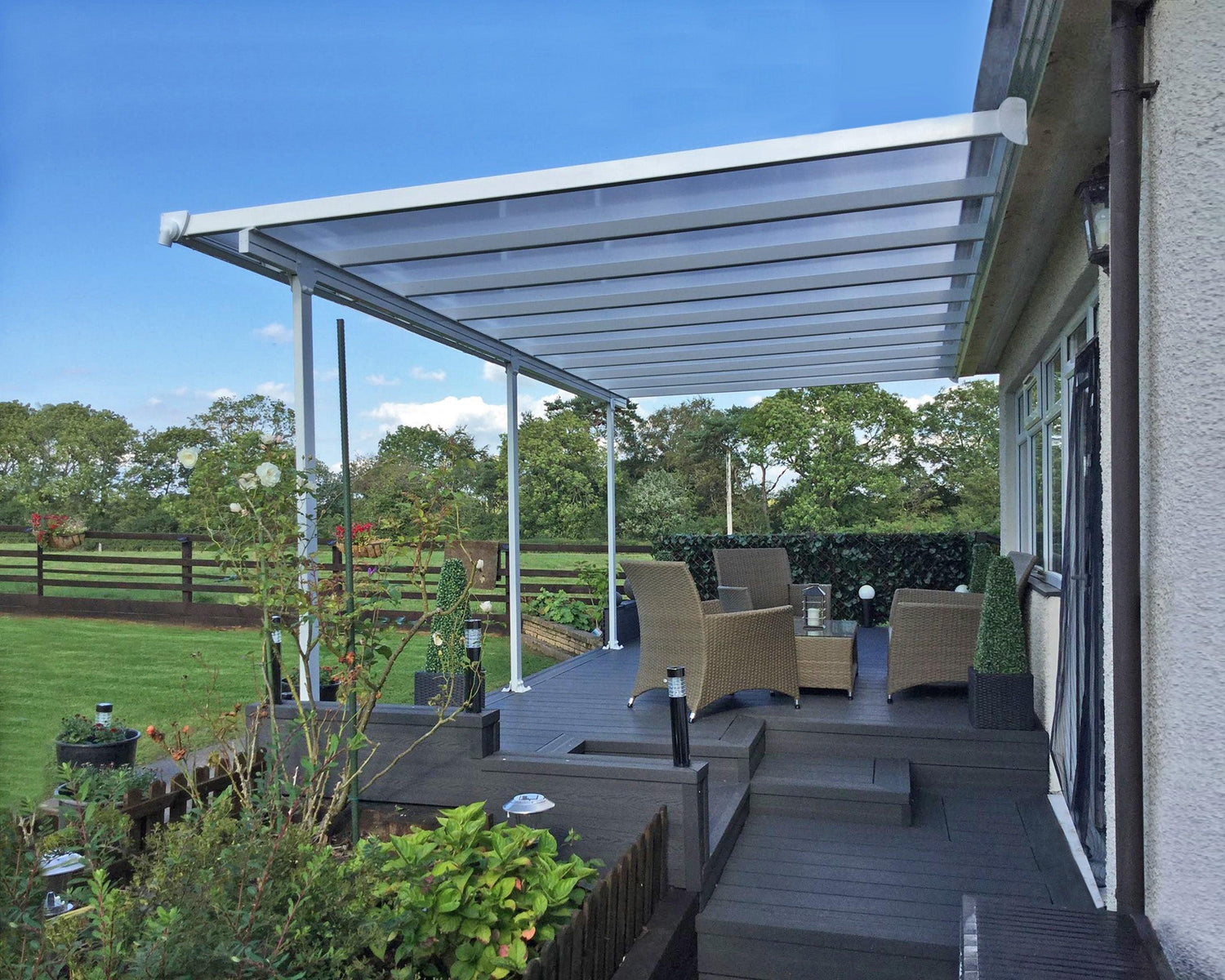 Feria 10' x 18' Patio Cover