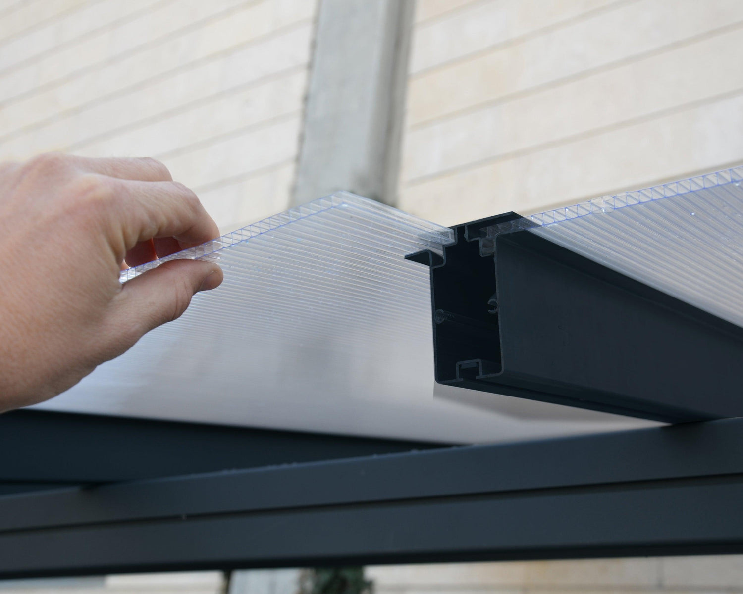 Sierra 7.5' x 15' Patio Cover